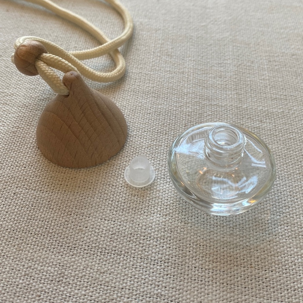 Mini Essential Oil Diffuser - Picture 3 of 4